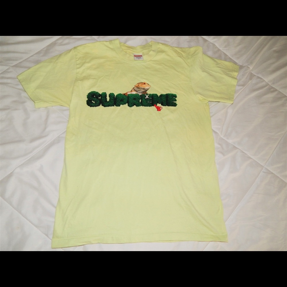 SUPREME Unisex Lizard T-shirt SS20